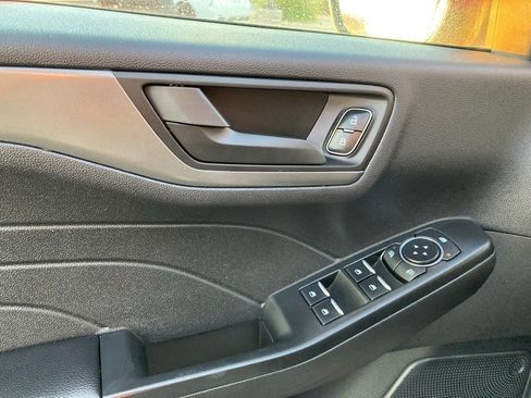 Used 2025 Ford Escape Active image 13