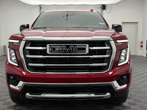 New 2025 GMC Yukon XL Elevation w/ LPO, Yukon Black Package image 22