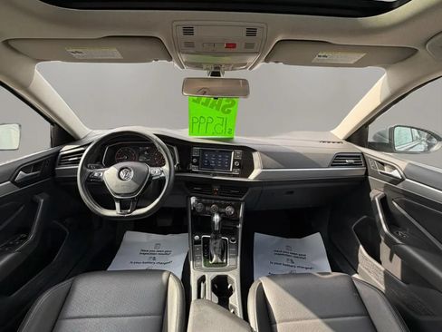 Used 2021 Volkswagen Jetta SE w/ SE Cold Weather Package FWD image 13