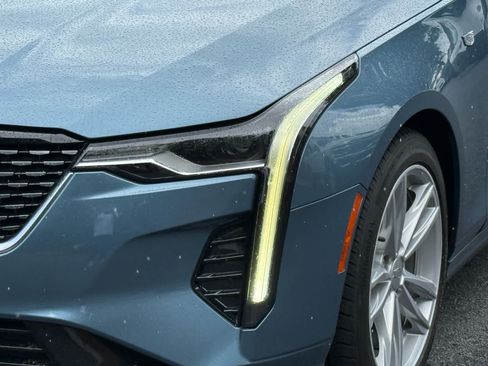 Used 2023 Cadillac CT4 Luxury RWD image 10