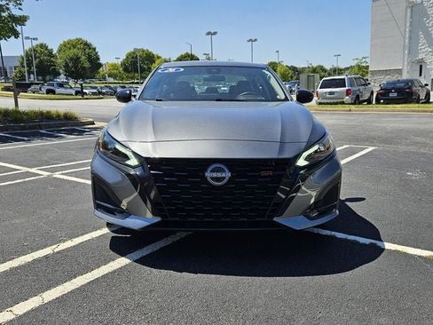 Used 2026 Nissan Altima 2.5 SR FWD image 3