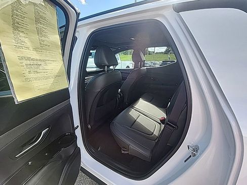 Certified 2025 Hyundai Santa Cruz Limited AWD/4WD image 11