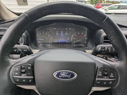 Used 2020 Ford Explorer Limited w/ Class III Trailer Tow Package RWD image 25