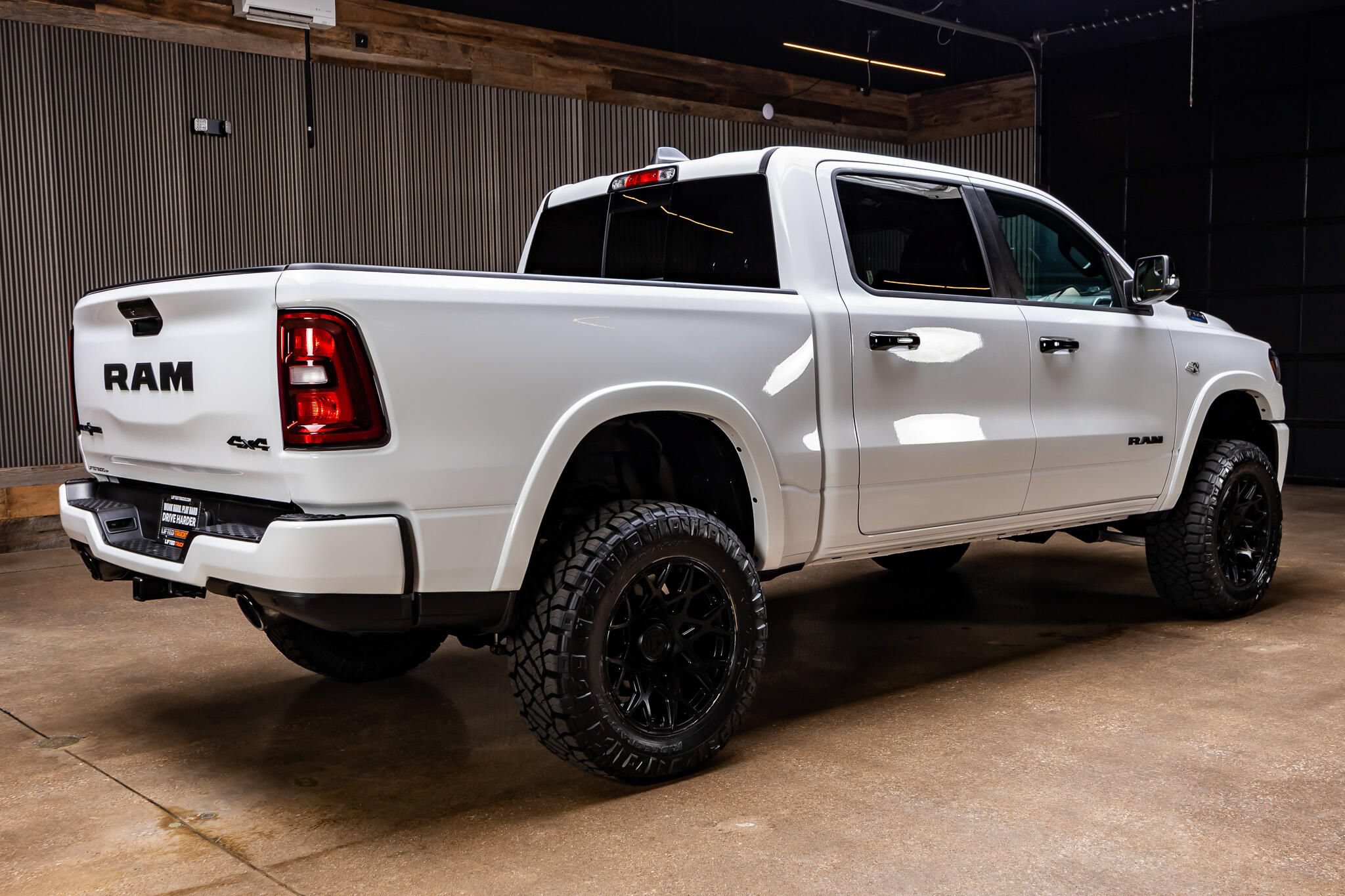 Used 2026 RAM 1500 Lone Star AWD/4WD image 10
