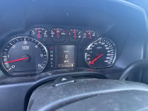 Used 2019 Chevrolet Silverado 2500 W/T w/ WT Convenience Package image 12