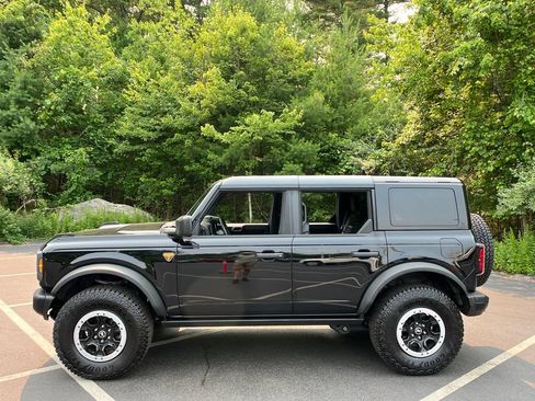 Used 2025 Ford Bronco Badlands w/ Sasquatch Package AWD/4WD image 2