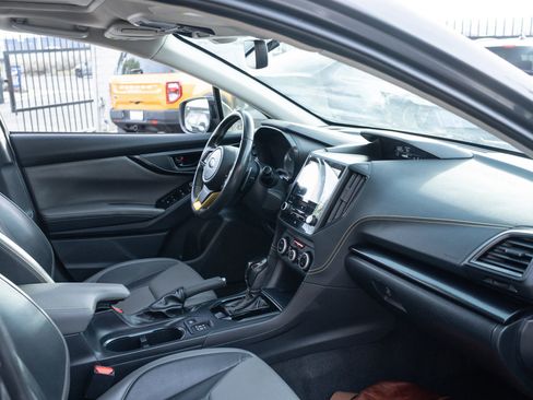 Used 2022 Subaru Crosstrek 2.5i Sport w/ Moonroof Package image 24