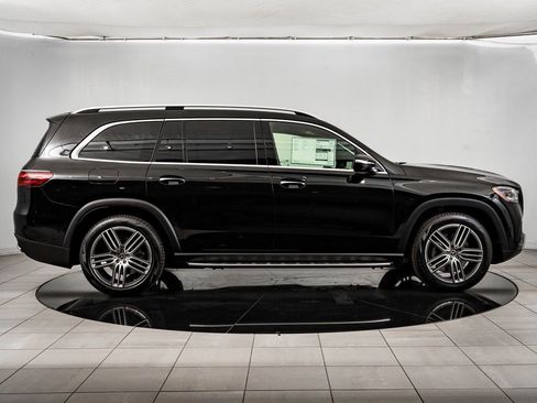 New 2026 Mercedes-Benz GLS 450 4MATIC image 6