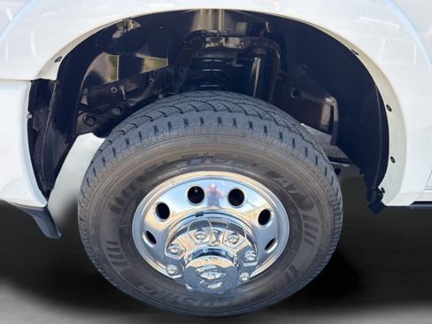 Used 2022 RAM 3500 Limited AWD/4WD image 28