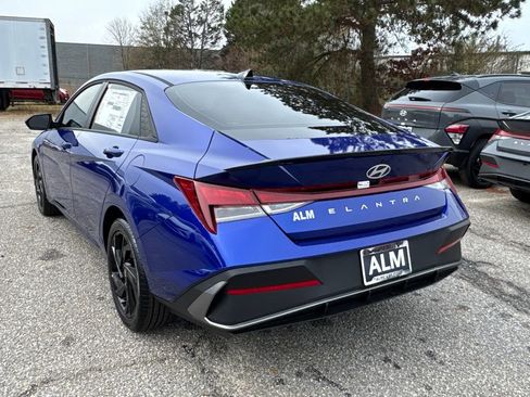 New 2026 Hyundai Elantra Sport FWD image 4