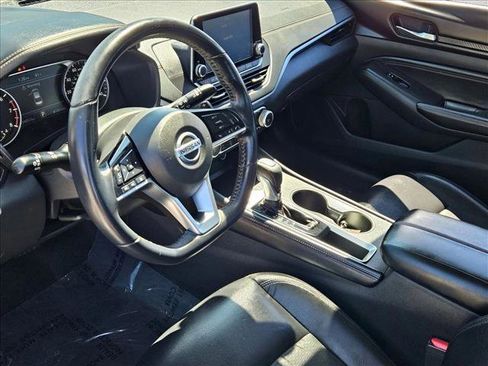 Used 2020 Nissan Altima 2.5 SR image 10