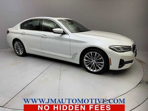 Used 2021 BMW 530i xDrive w/ Premium Package AWD/4WD image 7