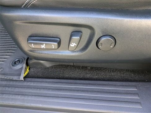 Used 2023 Toyota 4Runner Limited image 21