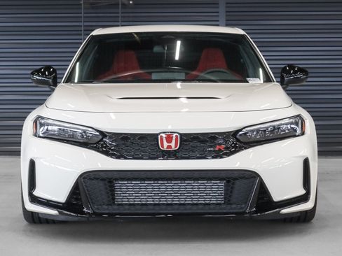 Used 2025 Honda Civic Type R image 12