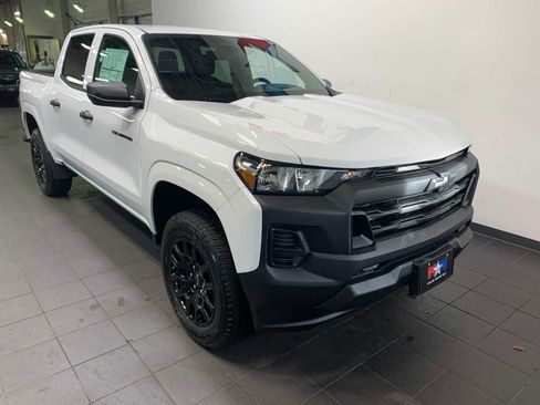 New 2026 Chevrolet Colorado W/T w/ WT Custom Package image 2