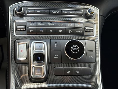 Used 2022 Hyundai Santa Fe SEL w/ Convenience + Premium Package image 26