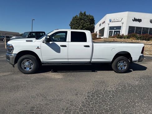 New 2026 RAM 2500 Tradesman image 2
