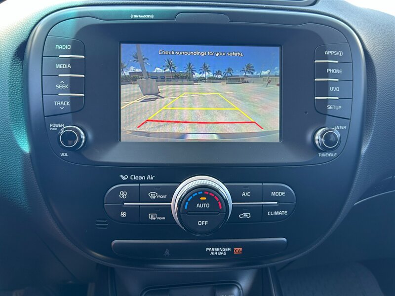 Used 2018 Kia Soul w/ Option Group 020 FWD image 8