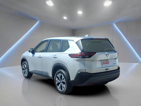 Used 2023 Nissan Rogue SV AWD/4WD image 17