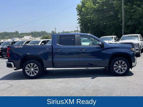 Used 2022 Chevrolet Silverado 1500 LT AWD/4WD image 9