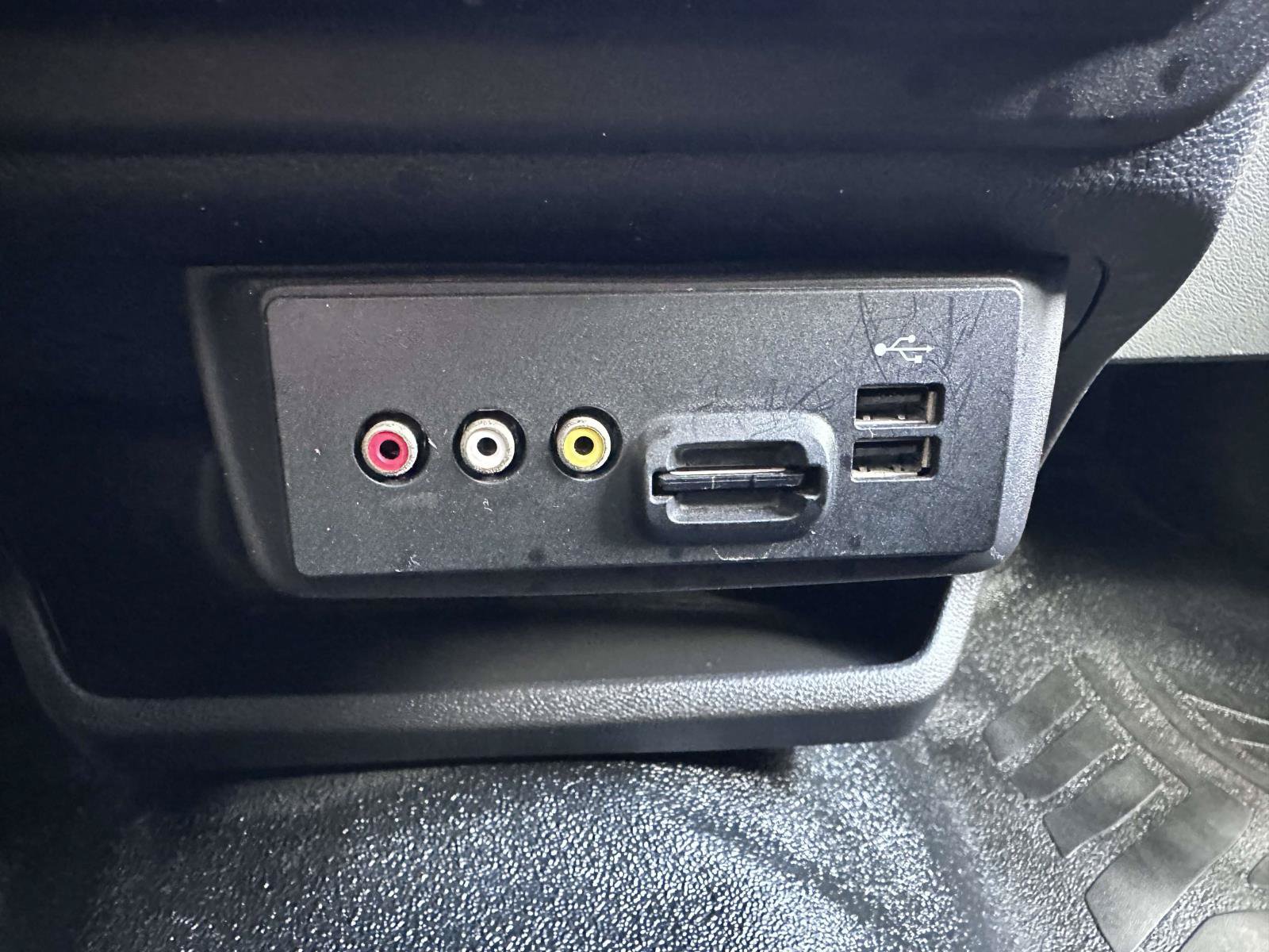 Used 2015 Ford Transit 350 XLT RWD image 29