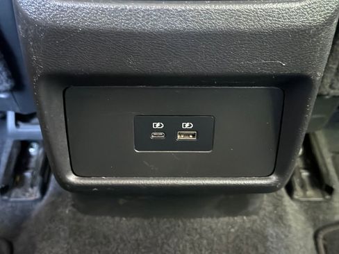 Used 2023 Nissan Rogue SV image 29