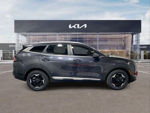 New 2026 Kia Sportage EX AWD/4WD image 9