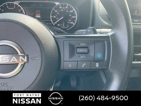 Used 2023 Nissan Rogue SV AWD/4WD image 24