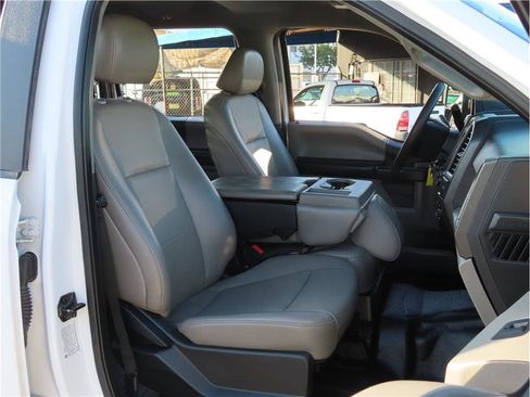 Used 2022 Ford F550 XL w/ Power Equipment Group image 23