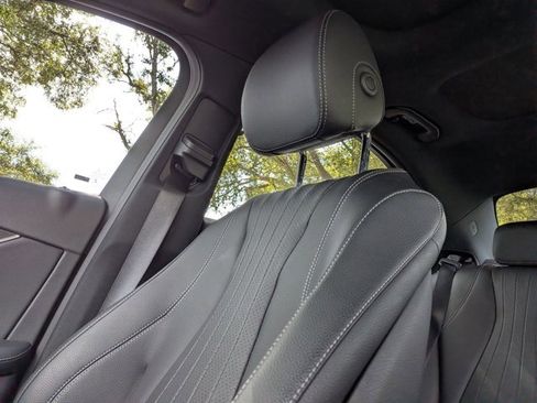 Used 2022 Mercedes-Benz E 350 Sedan image 16