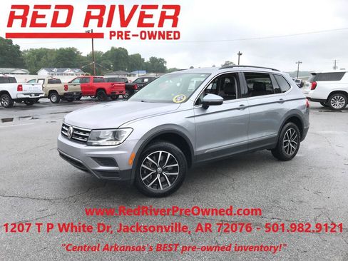 Used 2021 Volkswagen Tiguan SE R-Line FWD image 1