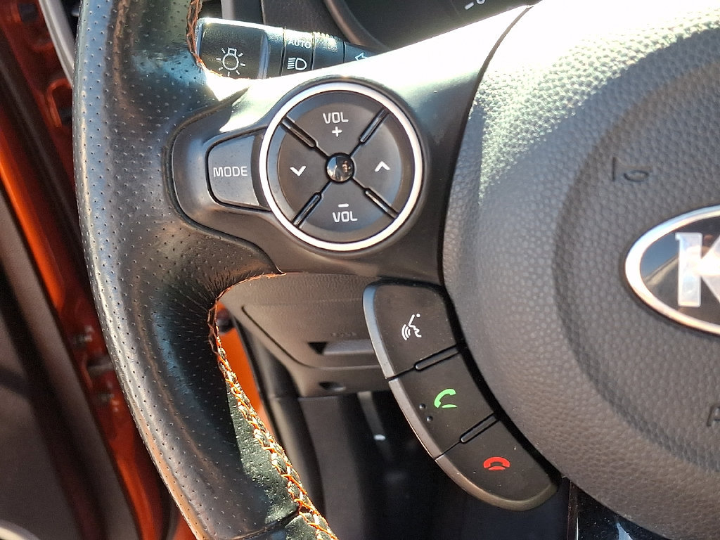 Used 2018 Kia Soul ! w/ Tech Package FWD image 21