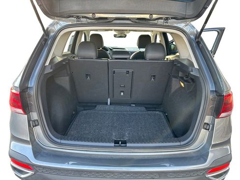 Certified 2023 Volkswagen Taos SE image 24