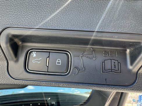 Used 2024 Ford Explorer XLT w/ Equipment Group 202A image 8