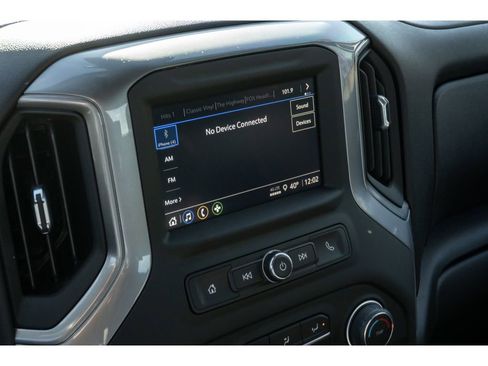 Used 2025 Chevrolet Silverado 1500 Custom image 19