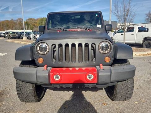 Used 2010 Jeep Wrangler Unlimited Sahara w/ Mopar Chrome Edition Group image 24