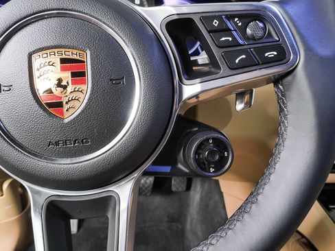 Certified 2023 Porsche Cayenne Coupe AWD/4WD image 11