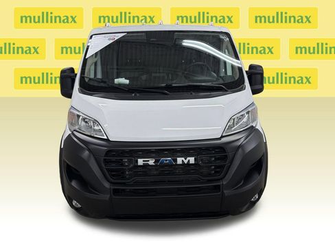 Used 2025 RAM ProMaster 2500 w/ Convenience Group FWD image 16