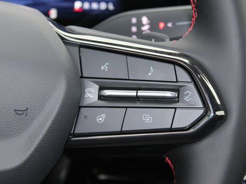 New 2026 Chevrolet Equinox RS w/ LPO, Floor Liner Package image 31