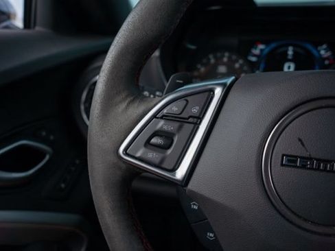 Used 2022 Chevrolet Camaro ZL1 RWD image 17