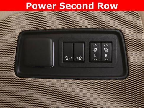 Used 2021 Cadillac Escalade Premium Luxury w/ Driver Assist Tech Package AWD/4WD image 36