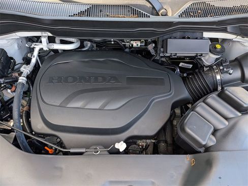 Used 2022 Honda Pilot Sport image 28