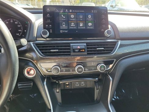 Used 2022 Honda Accord Sport image 11