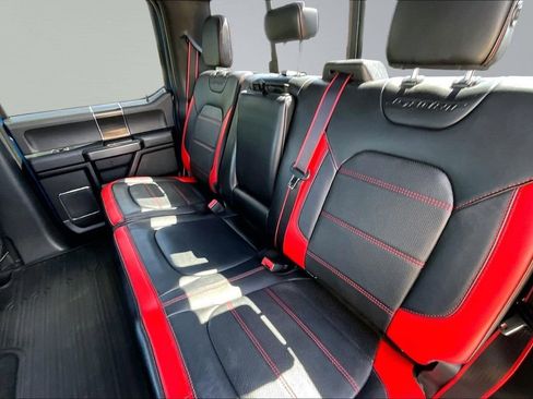 Used 2019 Ford F150 Lariat w/ Equipment Group 502A Luxury AWD/4WD image 27