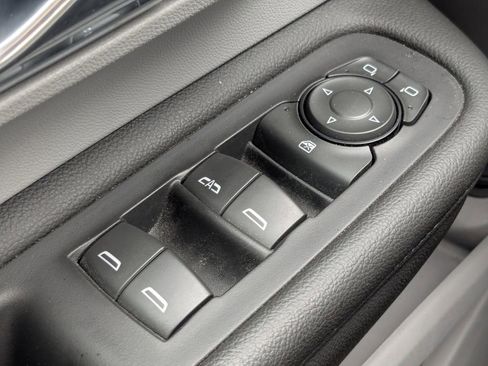 Certified 2023 GMC Terrain SLT FWD image 27