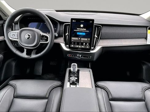 New 2026 Volvo XC90 T8 Ultra w/ Protection Package Premier AWD/4WD image 5