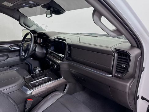 Used 2023 Chevrolet Silverado 1500 LTZ image 30