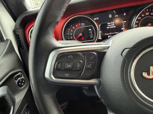 Used 2019 Jeep Wrangler Unlimited Rubicon AWD/4WD image 11