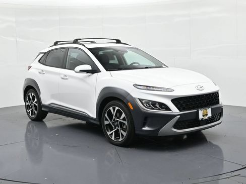 Used 2022 Hyundai Kona Limited FWD image 4