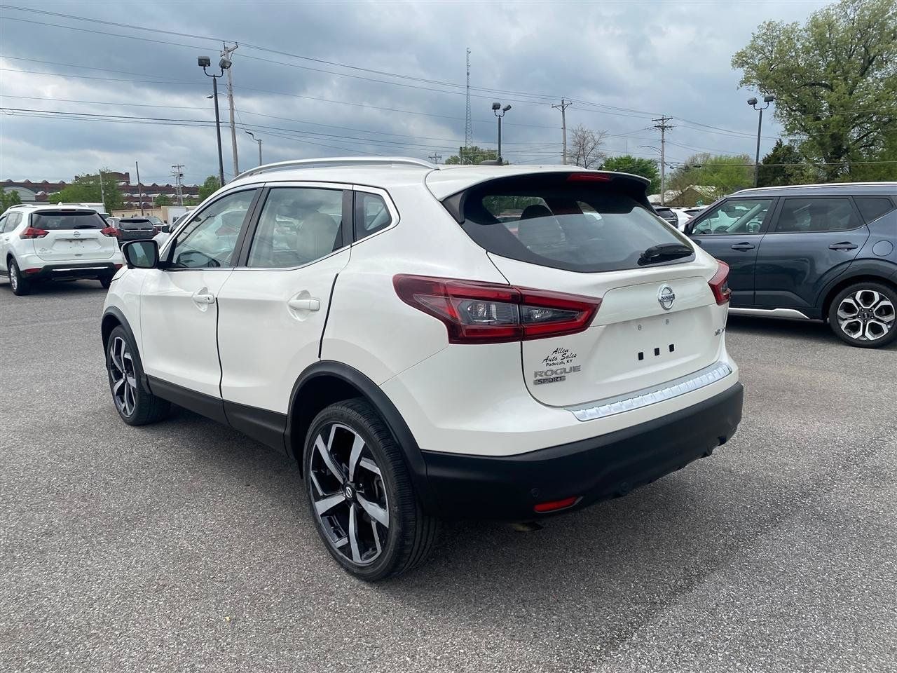 Used 2020 Nissan Rogue Sport SL AWD/4WD image 7